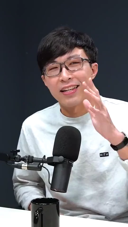 Klip Beda Respon dr. Tirta dan dr. Gia dari Raditya Dika