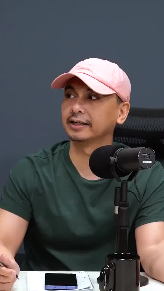 Klip dr. Tirta Bales Dendam ke Senior Resek dari Raditya Dika