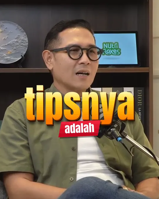 Gaya Kombo di klip Leo Giovanni: tipsnya adalah
